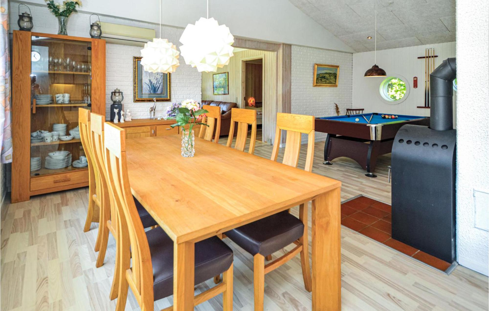 Amazing Home In Blavand With Sauna Extérieur photo