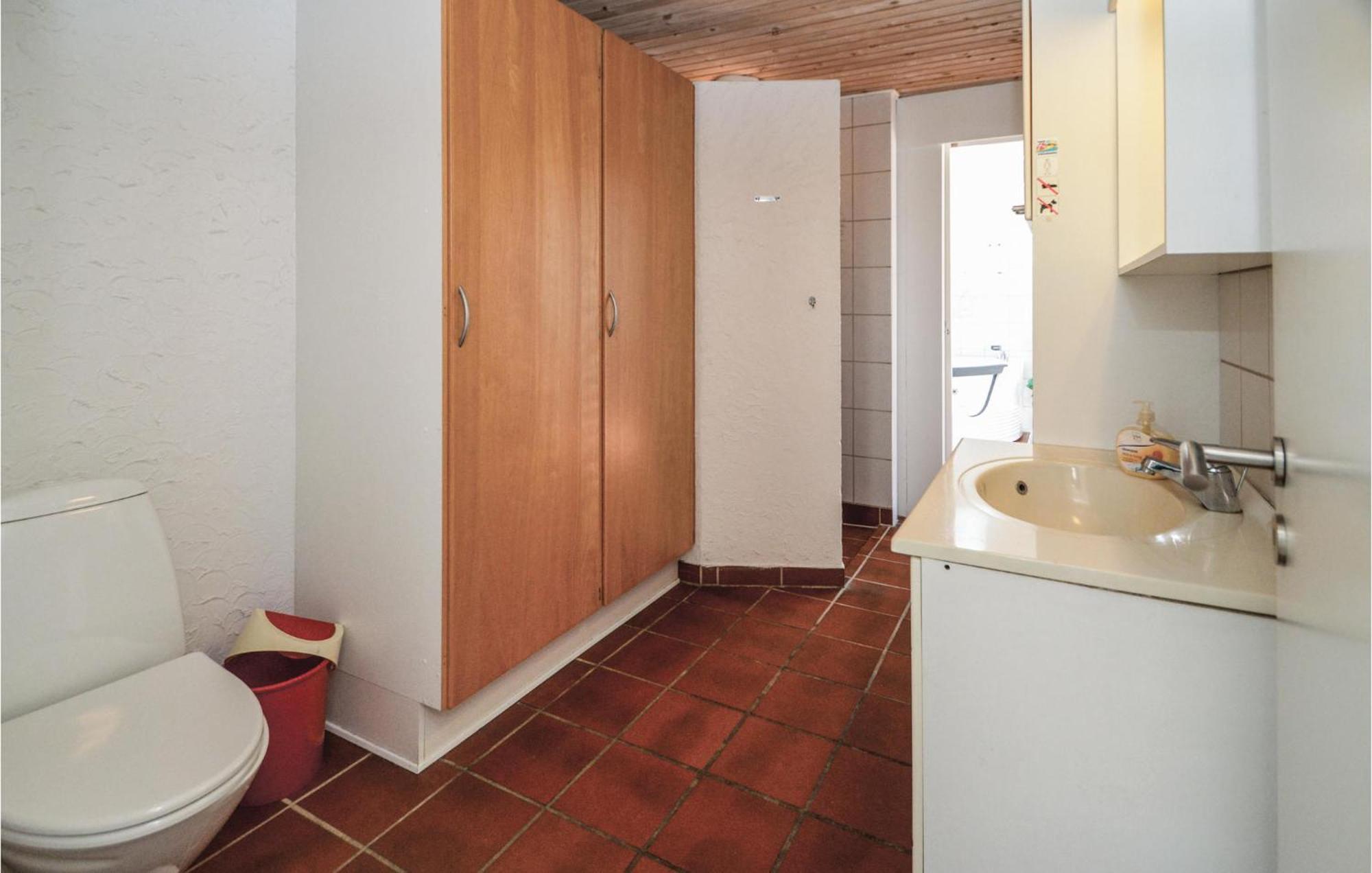 Amazing Home In Blavand With Sauna Extérieur photo